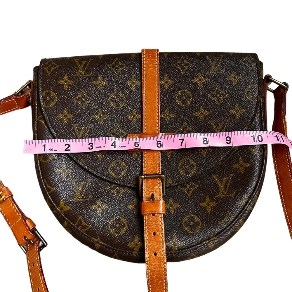 Louis Vuitton Chantilly Crossbody Bag - Picture 12 of 16